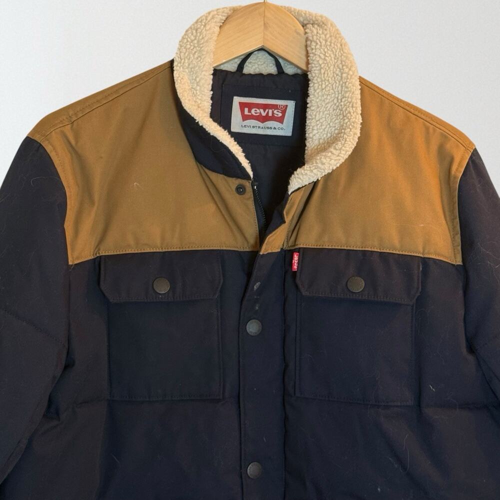 Levi's Woodsman Puffer Jacket Sz M Mens Western Snap Zipper Dark Navy & Tan $160